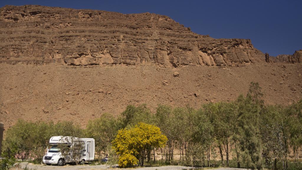 Kasbah Hotel Camping Jurassique Ifri Exterior foto